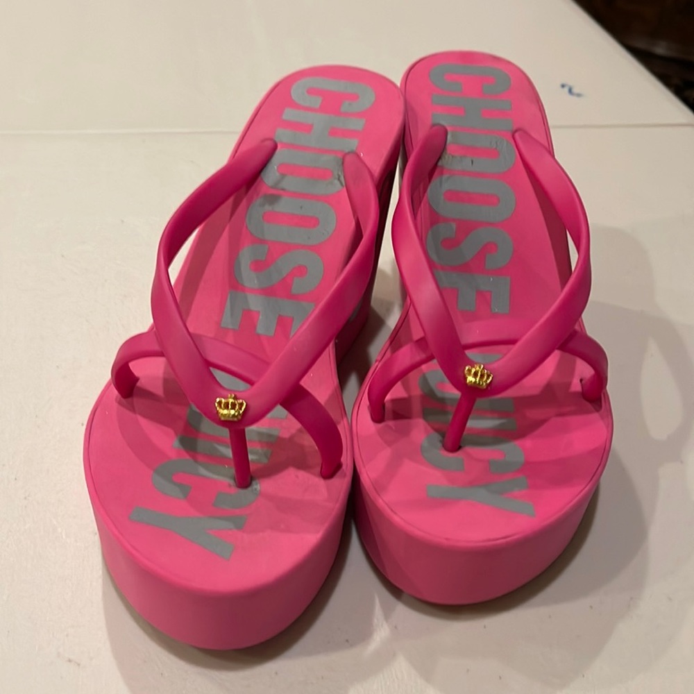 Women’s Size 8